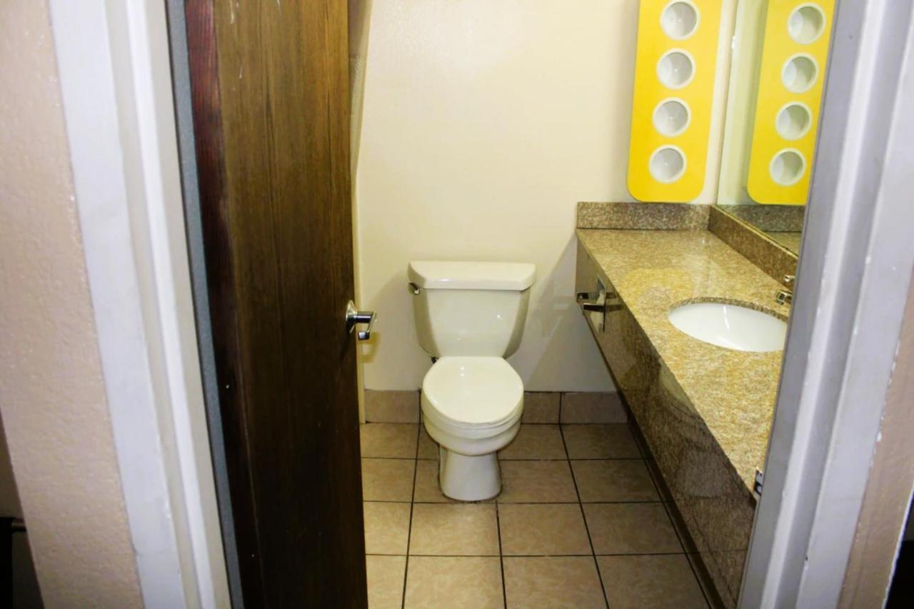 Oyo Hotel Tulsa Ok, I-44 外观 照片