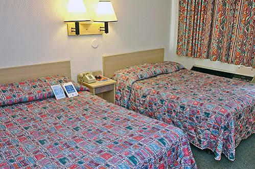Oyo Hotel Tulsa Ok, I-44 外观 照片