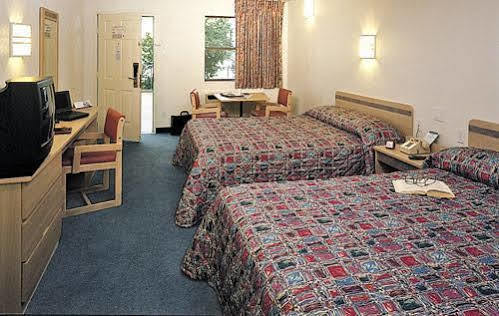 Oyo Hotel Tulsa Ok, I-44 外观 照片